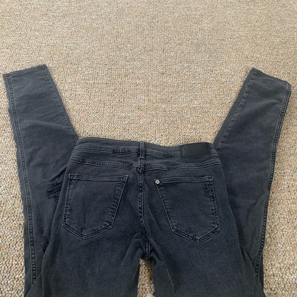 H&M Super Skinny Low Waist Jeans - Picture 2 of 3